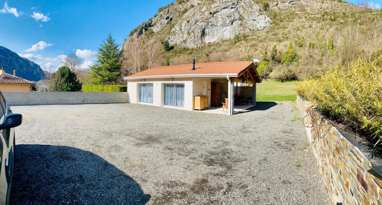 Loft24 Fibre Tout Compris Ussat Buitenkant foto