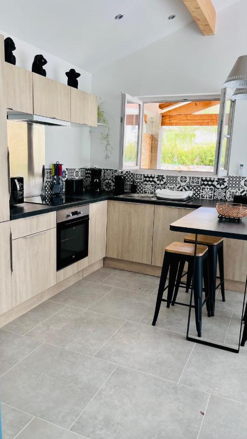 Loft24 Fibre Tout Compris Ussat Buitenkant foto