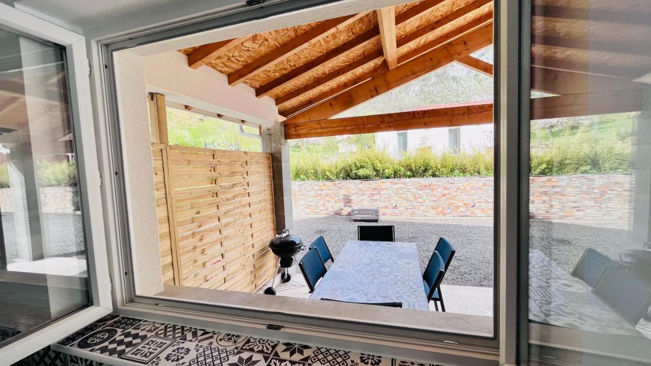 Loft24 Fibre Tout Compris Ussat Buitenkant foto