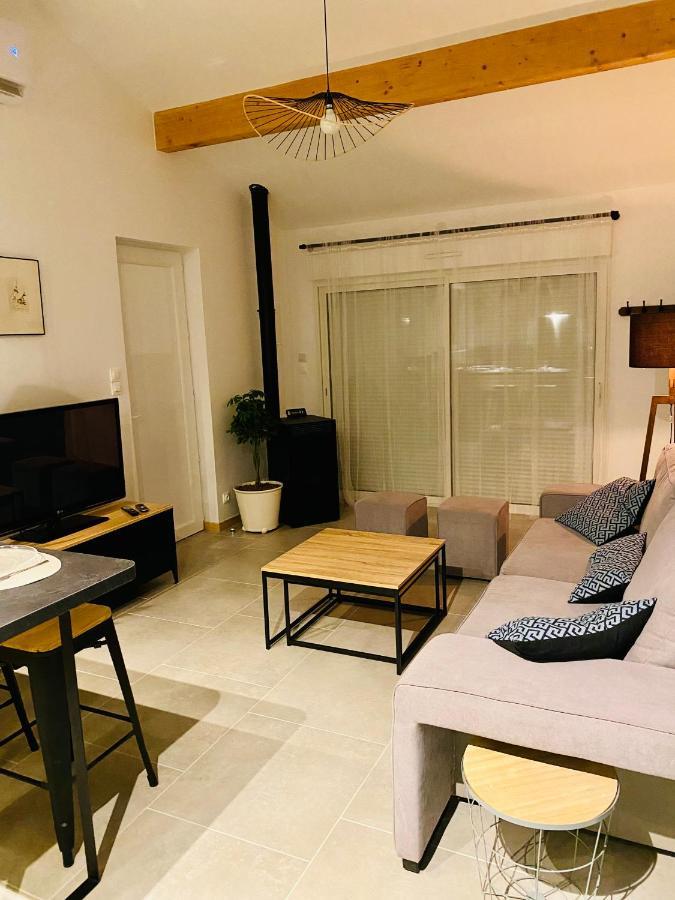 Loft24 Fibre Tout Compris Ussat Buitenkant foto