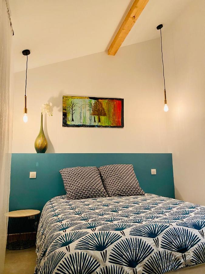 Loft24 Fibre Tout Compris Ussat Buitenkant foto