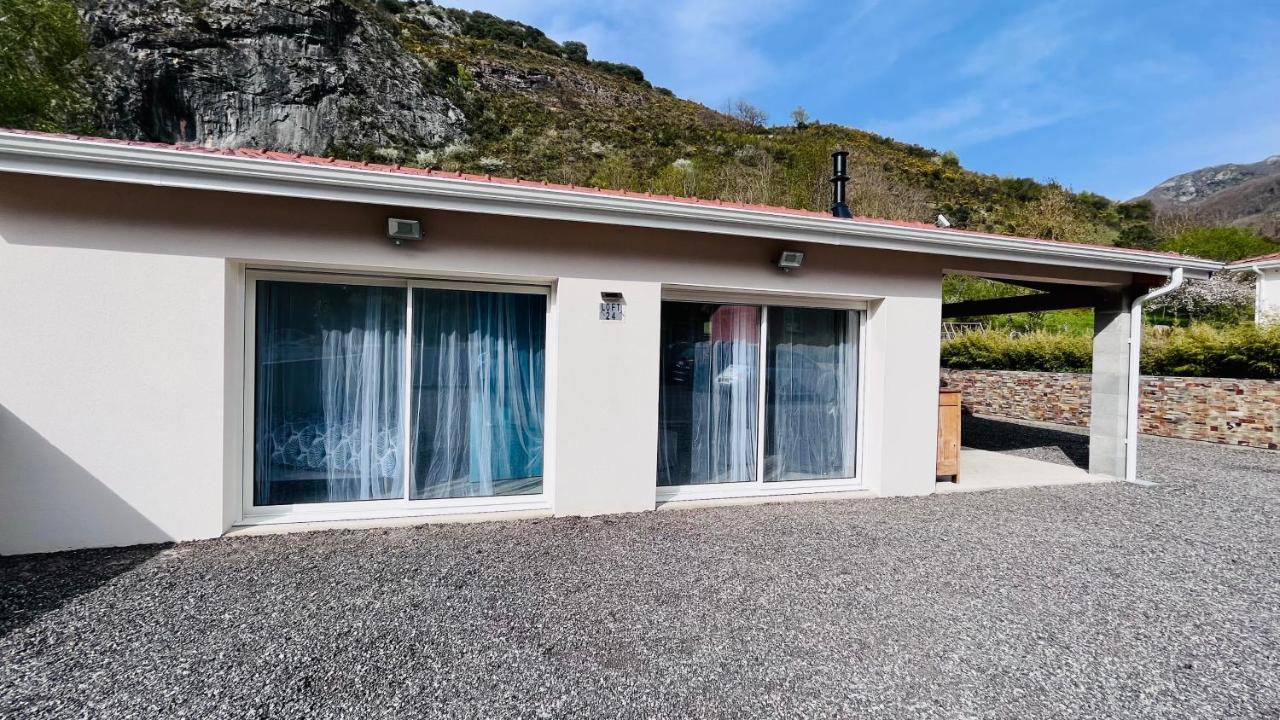 Loft24 Fibre Tout Compris Ussat Buitenkant foto